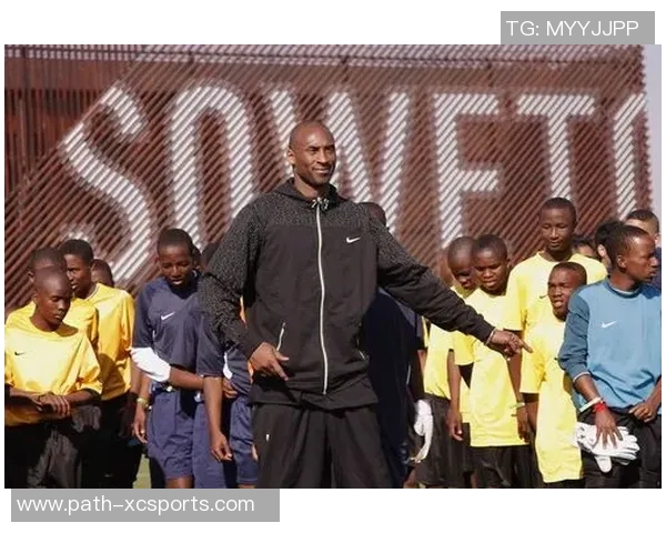 崇拜的篮球明星背后的奋斗故事与荣耀时刻分享